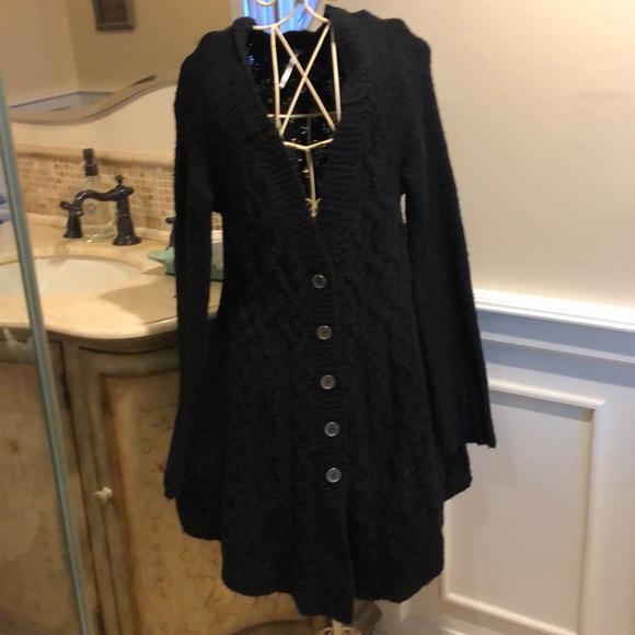 Free People Sweaters - Free People black wool cable sweater